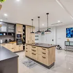 Daire Luxury & Spacious 2 Bedroom With Balcony Rgat1-1