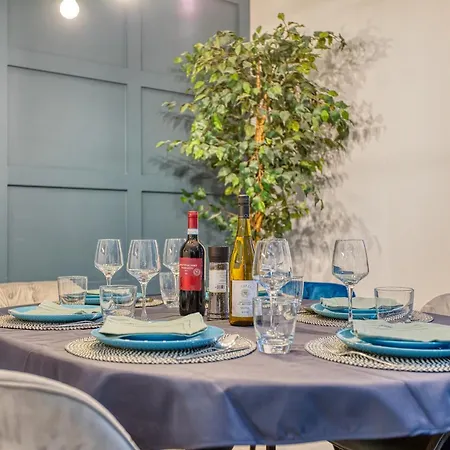 Daire Luxury & Spacious 2 Bedroom With Balcony Rgat1-1